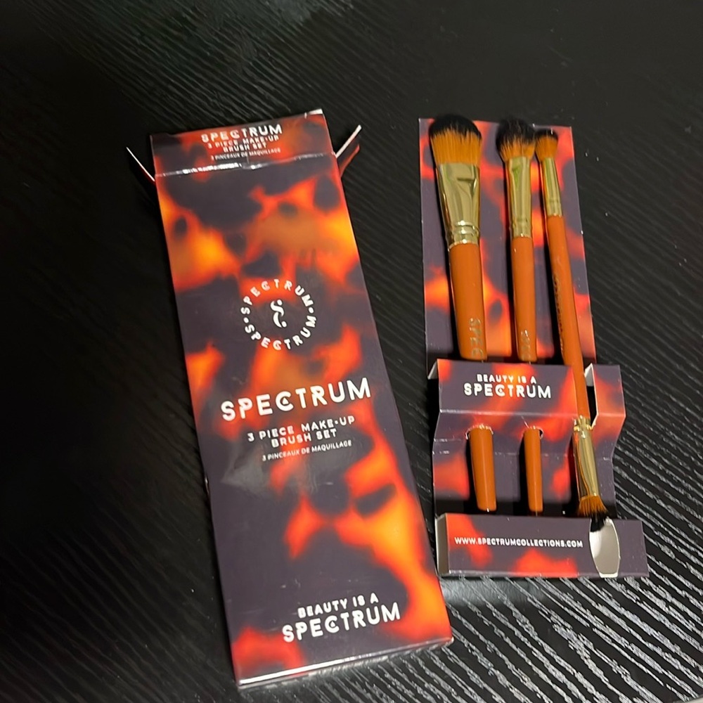 SPECTRUM 3 Piece Make up Brush Set